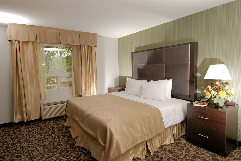 Paradise Inn And Suites Redwater Kültér fotó