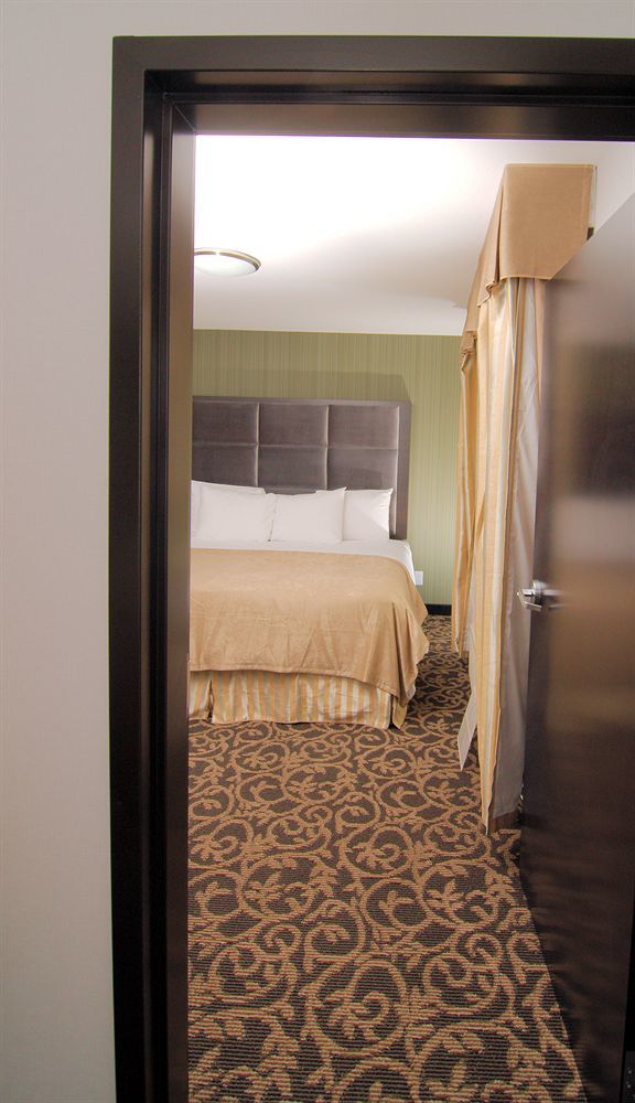Paradise Inn And Suites Redwater Kültér fotó
